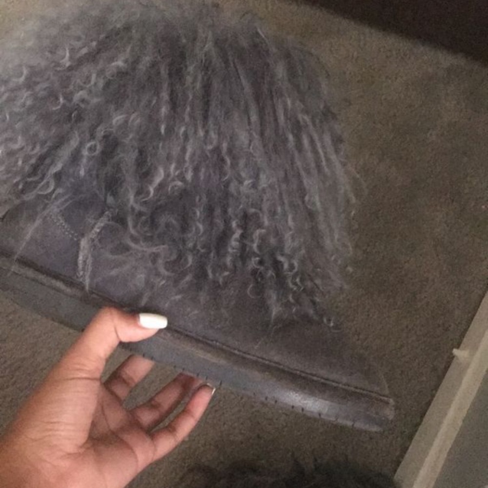 BEARPAW BOOTS size 9